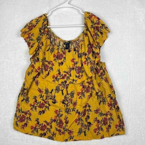 Torrid Blouse Womens Size 3 Yellow Floral Tropical Lightweight Sleeveless Top - Picture 2 of 7